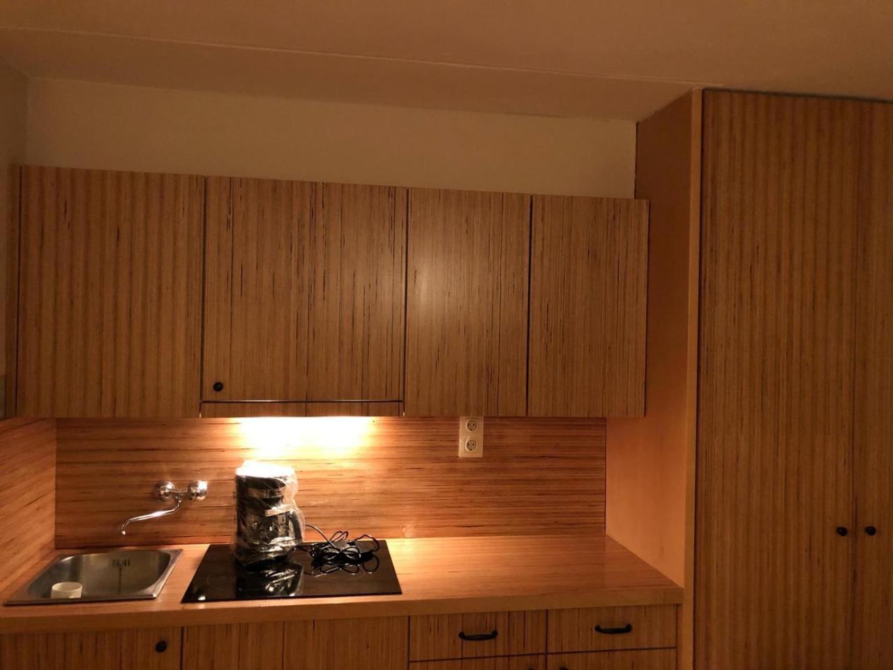 Apartment 2 *