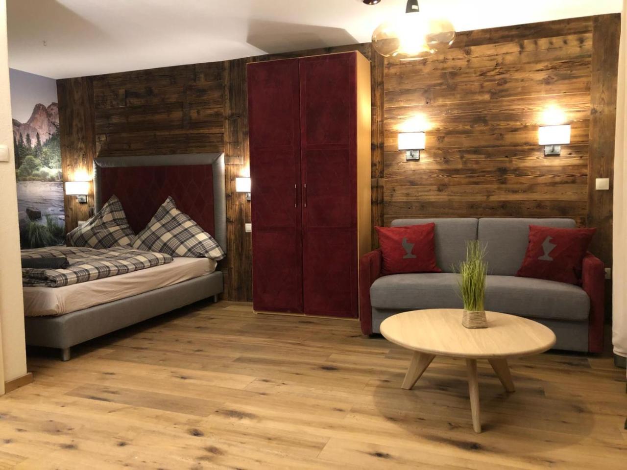 2 Apartment *